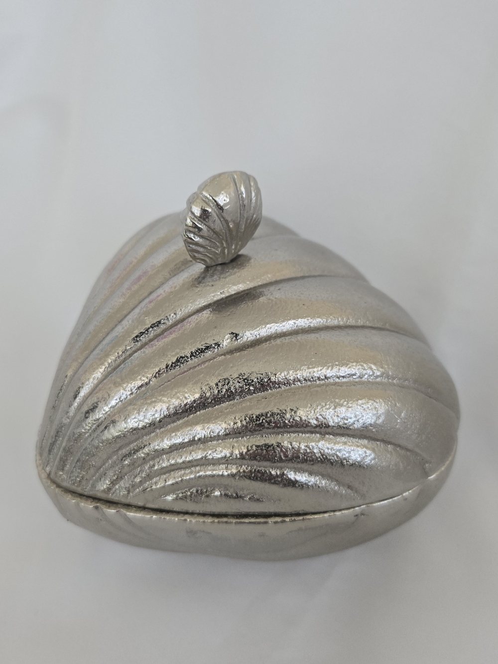Silver Recycled Aluminum Threshold Studio McGee Clam Shell Trinket Box BRAND NEW
